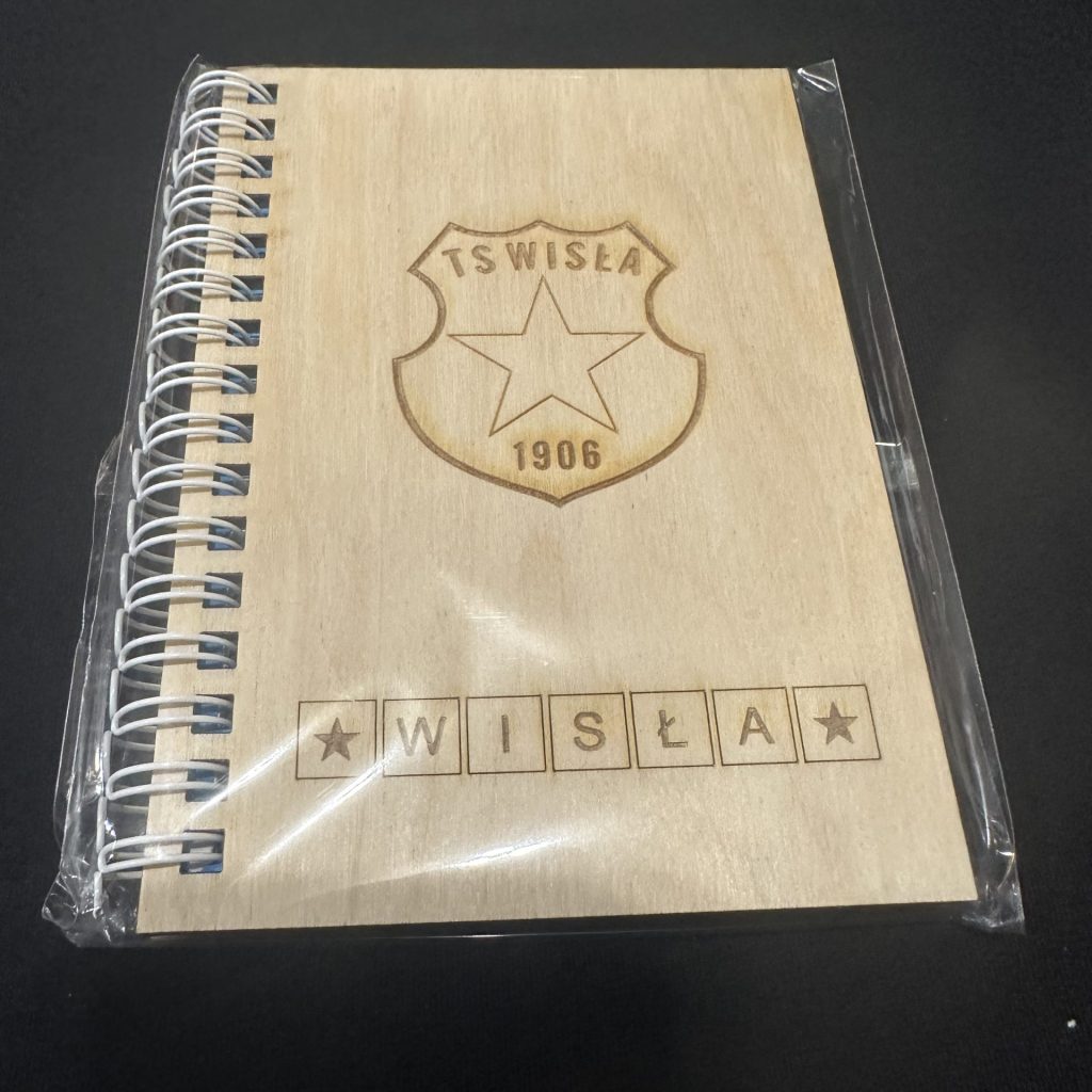 Drewniany notes z Herbem